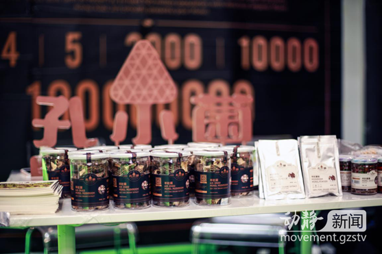 ܇һһ·Fr(nng)خa(chn)ƷСӢЈ